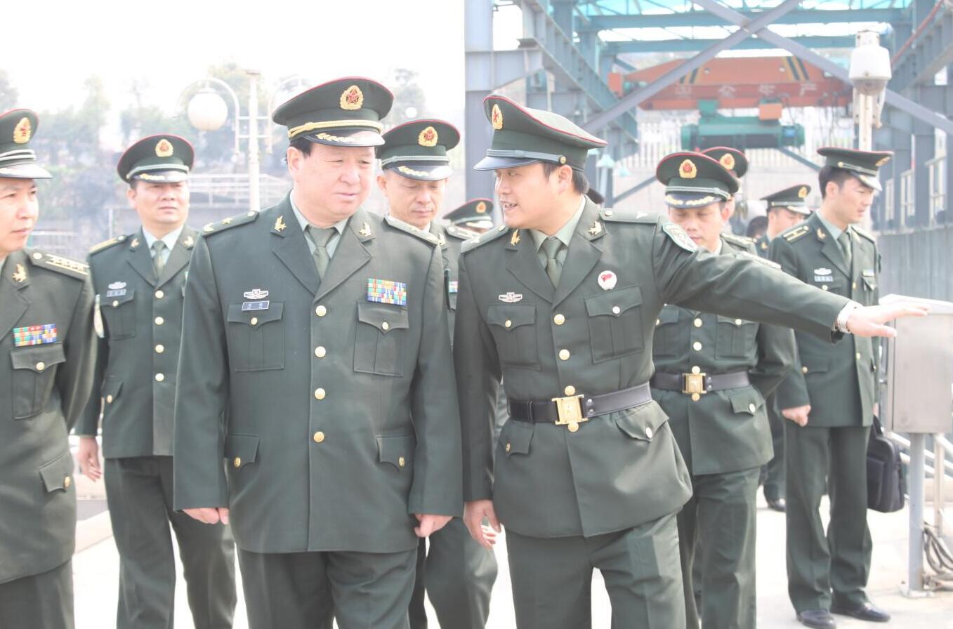 2011年3月，时任省军区政治部原主任刘新将军莅临开云中国视察.jpg