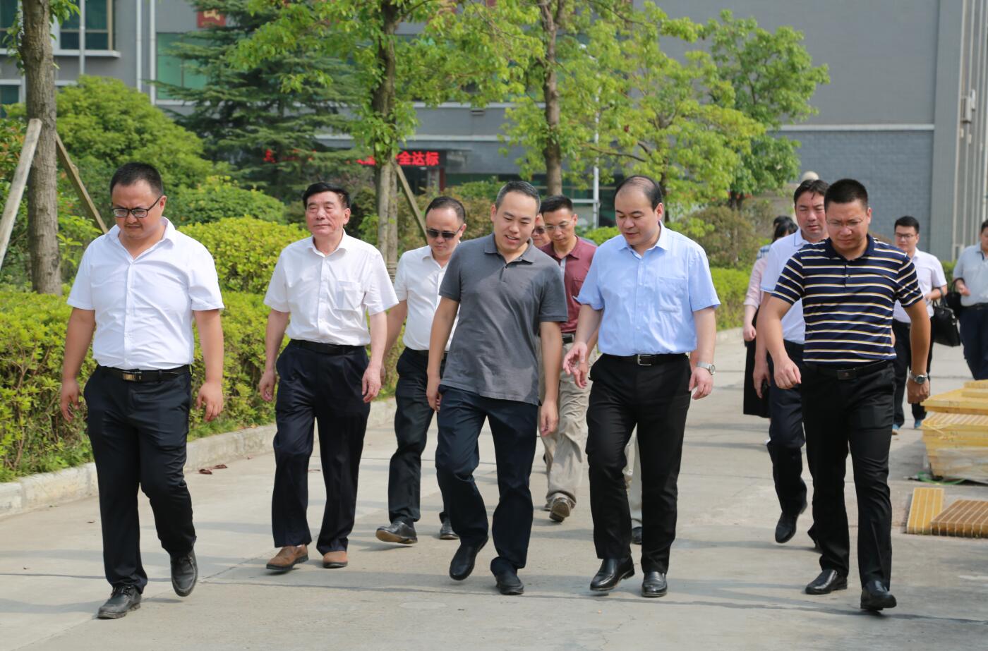 2018年7月，市委常委副市长朱健一行莅临开云中国指导.JPG